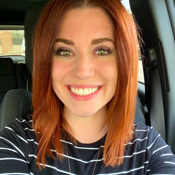 Meet your Posher, Amanda - Picture 1 of 1
